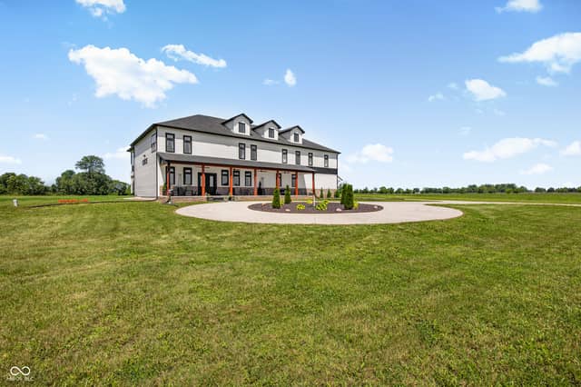 6305 Sunshine Meadows Lane, Brownsburg, IN 46112, photo 4 of 57
