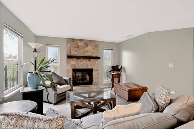 7670 Eagle Valley Pass, Indianapolis, IN 46214, photo 3 of 22