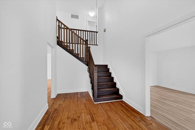 1607 Chestnut Court, Noblesville, IN 46062, photo 5 of 39