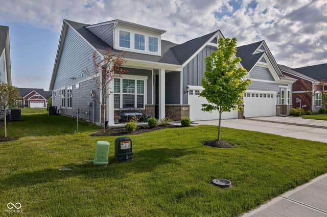 3922 Holly Brook Drive, Westfield, IN 46062, photo 4 of 35