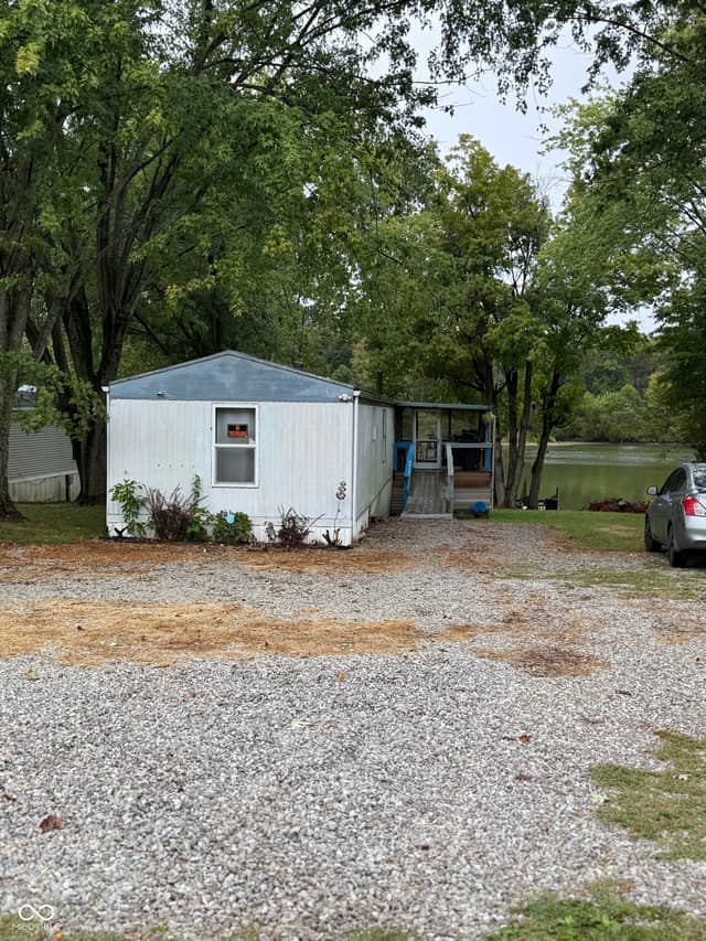 3455 Atkinson Circle, North Vernon, IN 47265, photo 3 of 9