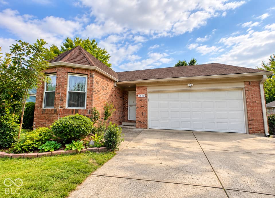 8830 Summer Walk Drive E, Indianapolis