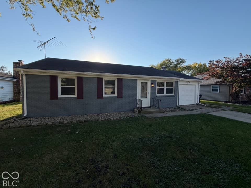 1301 N Woodward Street, Lapel
