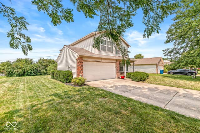 964 Millbrook Drive, Avon, IN 46123, photo 4 of 35