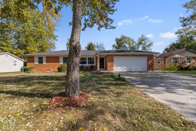 4303 Stuart Drive, Brownsburg, IN 46112, photo 3 of 33