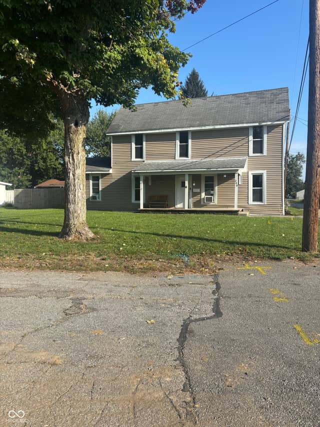 208 W Filmore Street, Alexandria, IN 46001, photo 3 of 17