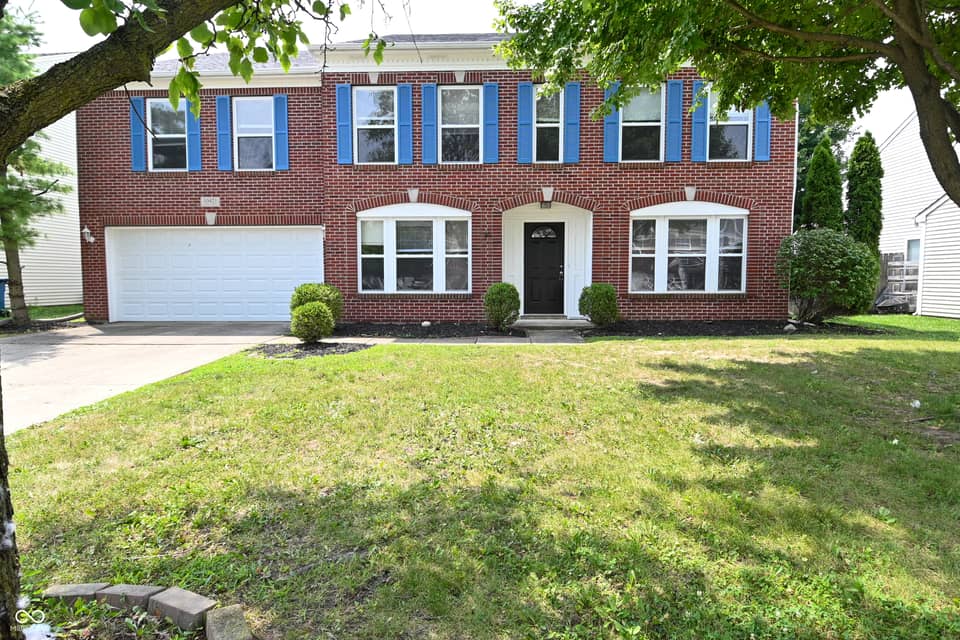 10421 Parmer Circle, Fishers