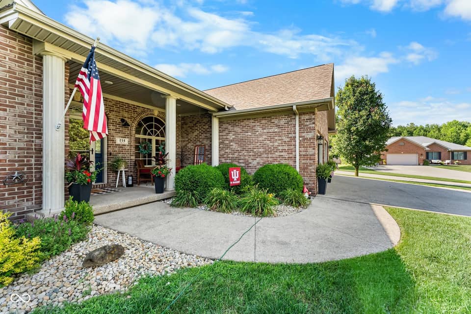 256 Chase Court, Seymour