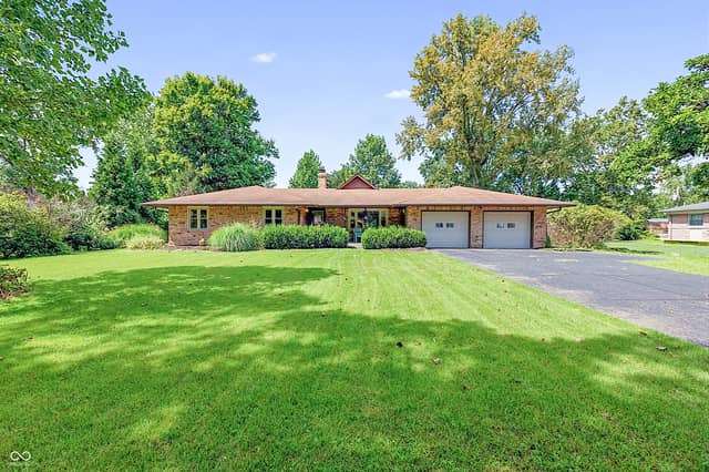 5626 Boy Scout Road, Indianapolis, IN 46226, photo 3 of 53