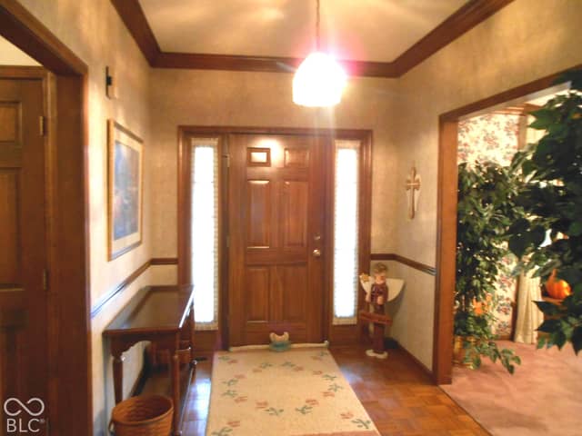 552 Echo Bend Boulevard, Greenwood, IN 46142, photo 5 of 32