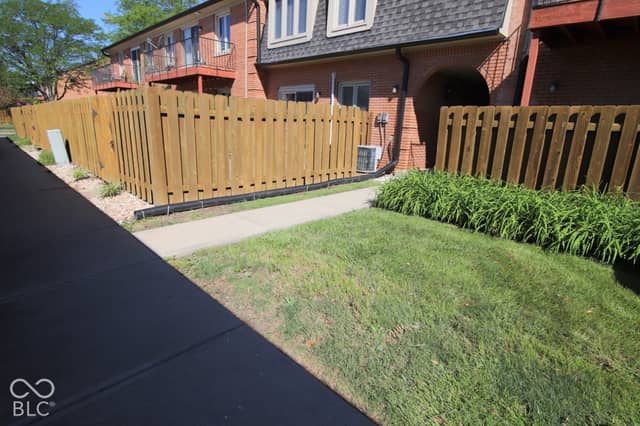 1151 Canterbury Court #B, Indianapolis, IN 46260, photo 5 of 39