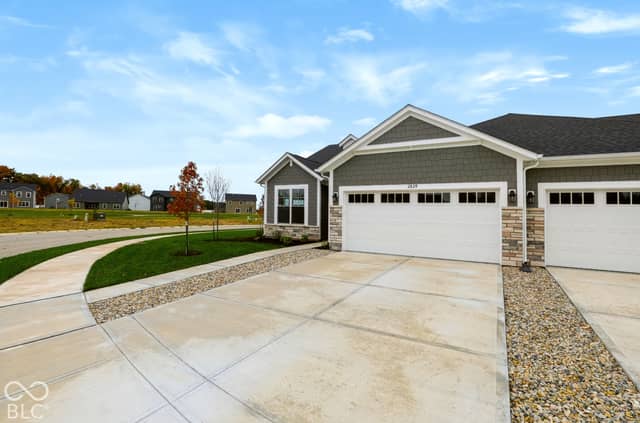 2829 Oak Grove West Road, Plainfield, IN 46168, photo 2 of 40