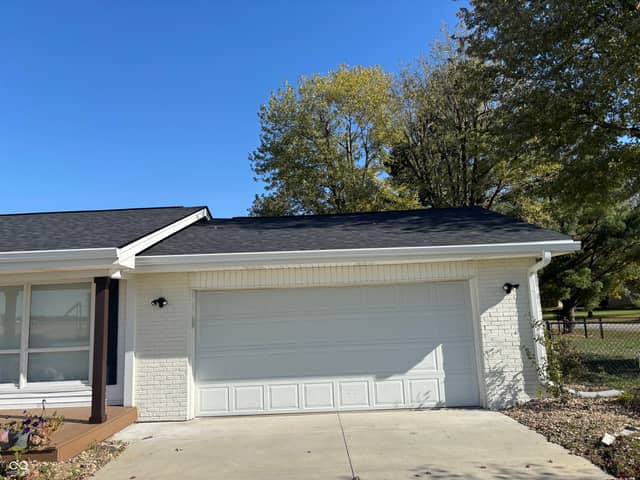 7261 S 250 E, Columbus, IN 47201, photo 4 of 42