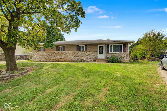 2316 Herod Court, Indianapolis, IN 46229, photo 2 of 23