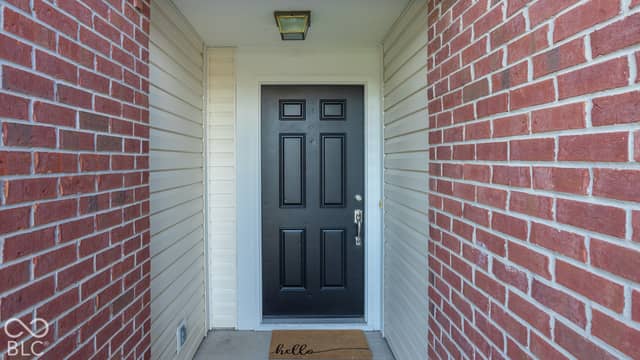 6209 Glebe Circle, Indianapolis, IN 46237, photo 3 of 26