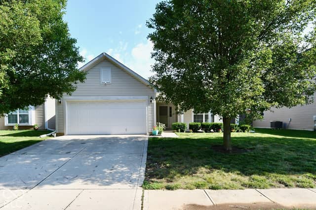 11308 Funny Cide Drive, Noblesville, IN 46060, photo 4 of 42