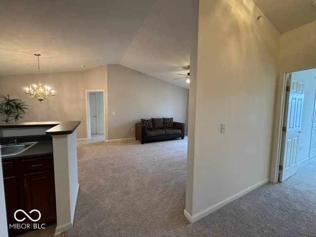 5019 Amber Creek Place #311, Indianapolis, IN 46237, photo 5 of 38