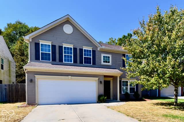 8020 Retreat Lane, Indianapolis, IN 46259, photo 5 of 77