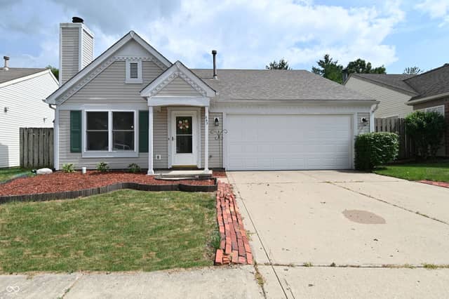 347 Lake Ridge Lane, Greenwood, IN 46142, photo 4 of 41