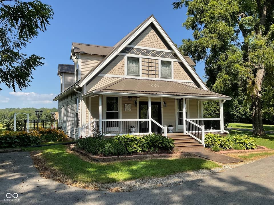 3596 N B Dale Road, Bloomingdale