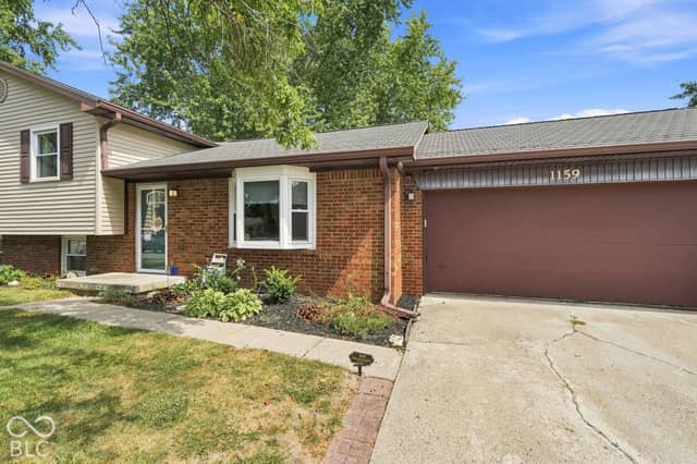 1159 Cambridge Drive, Greenwood, IN 46142, photo 3 of 70