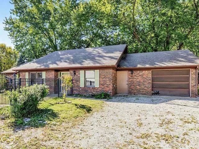302 N Madison Street, Knightstown, IN 46148, photo 3 of 21