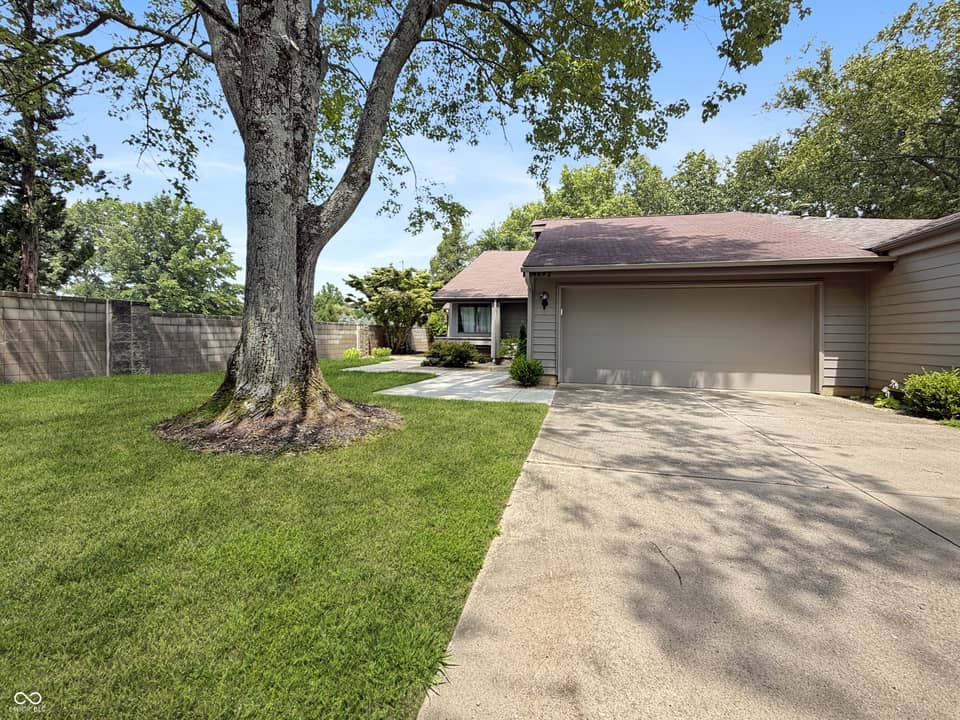 4692 Carya Square, Columbus