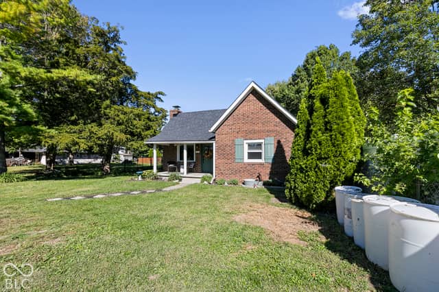 325 Walton Street, Atlanta, IN 46031, photo 5 of 39