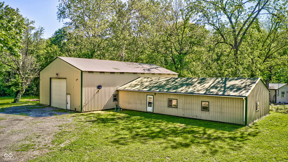 8740 Huggin Hollow Road, Martinsville, IN 46151, photo 1 of 33