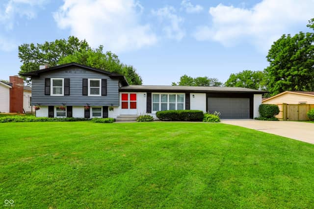 441 Ash Drive, Carmel, IN 46032, photo 3 of 44