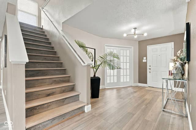 14555 Stewart Circle, Fishers, IN 46038, photo 5 of 35