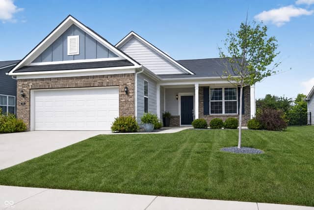 5806 Walkabout Way, Brownsburg, IN 46112, photo 3 of 40