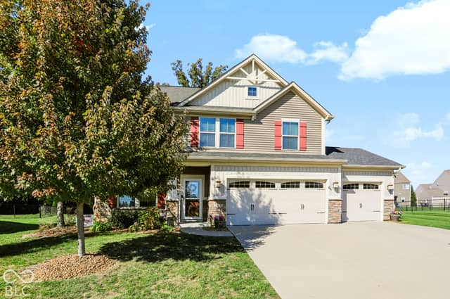 1322 Cloverdale Trace, Greenwood, IN 46143, photo 3 of 50