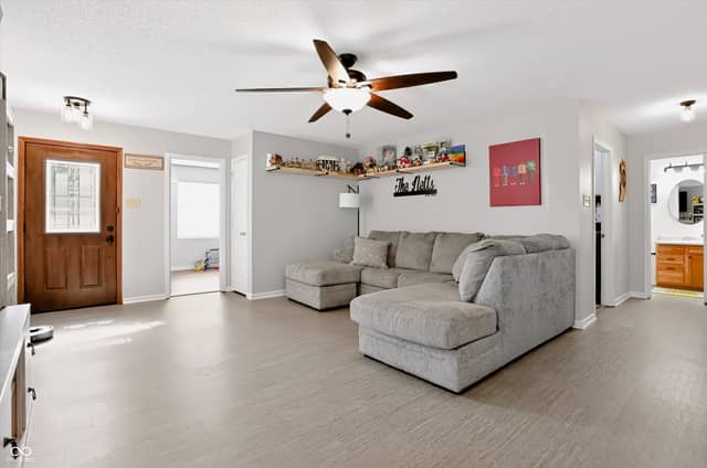 740 Wheatgrass Drive, Greenwood, IN 46143, photo 4 of 25