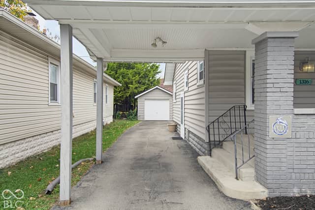 1316 N Linwood Avenue, Indianapolis, IN 46201, photo 4 of 27
