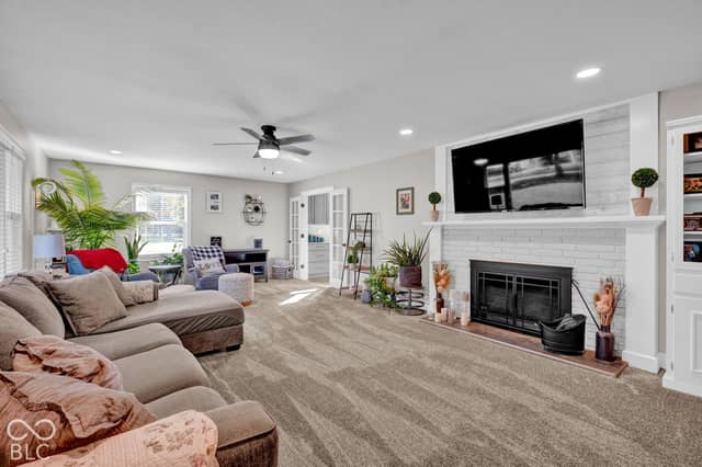 3000 Washington, Columbus, IN 47201, photo 4 of 56