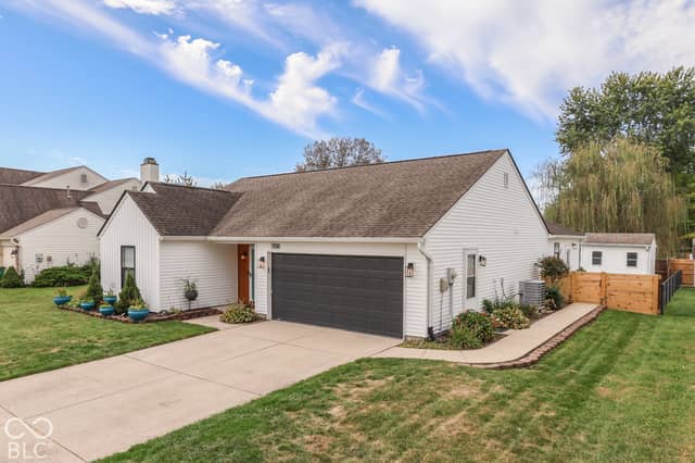 556 Hannah Place, Franklin, IN 46131, photo 4 of 55