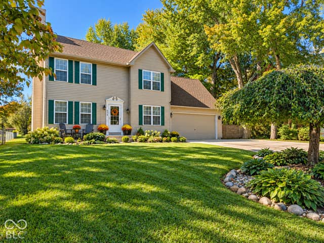 876 S Home Avenue, Franklin, IN 46131, photo 2 of 30