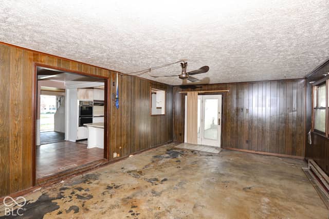 10206 Lawnhaven Drive, Indianapolis, IN 46229, photo 5 of 38