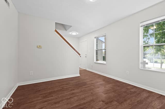 6111 Twyckenham Drive, Indianapolis, IN 46236, photo 5 of 40