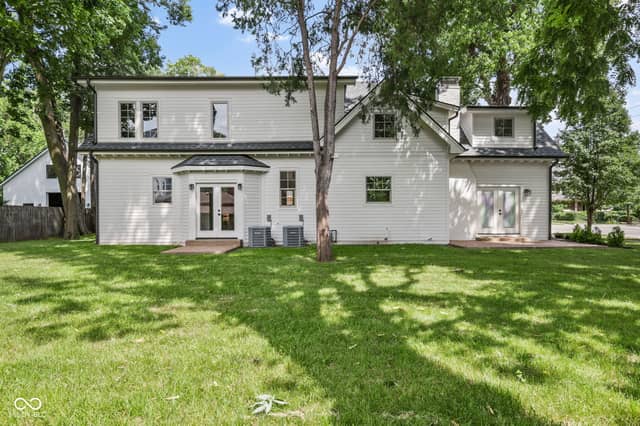 122 E 32nd Street, Indianapolis, IN 46205, photo 3 of 53