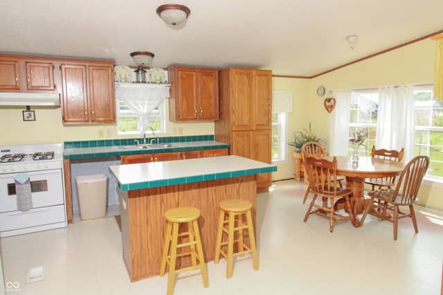 6875 E County Road 1100 N, Butlerville, IN 47223, photo 4 of 36