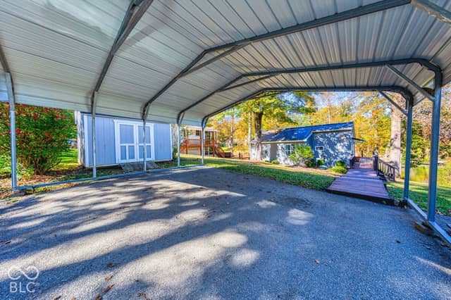 8434 S Parmalee Drive, Nineveh, IN 46164, photo 4 of 34