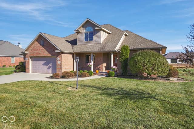 5504 N Lakeshore Drive, Muncie, IN 47304, photo 2 of 39