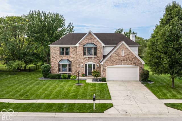 10341 Dolphin Lane, Indianapolis, IN 46256, photo 2 of 44