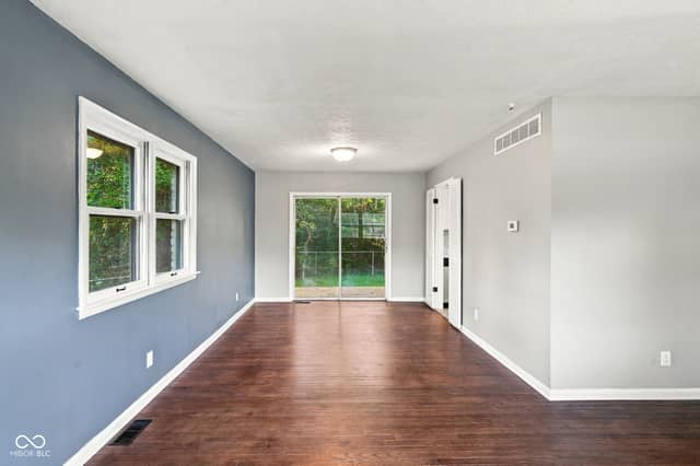 6436 Speights Drive, Indianapolis, IN 46278, photo 5 of 32