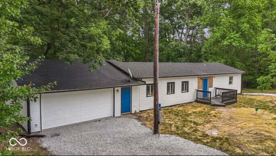 700 Walnut Grove Road, Martinsville, IN 46151, photo 1 of 34