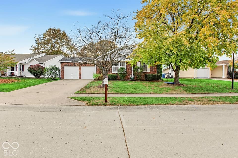 8002 Cardinal Cove W, Indianapolis, IN 46256, photo 1 of 61