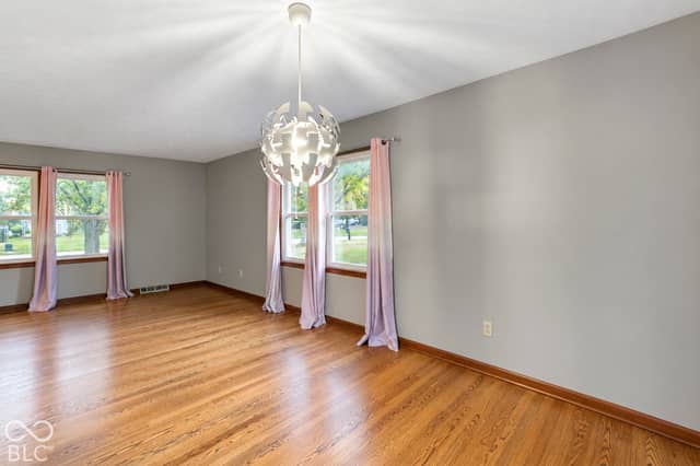 7652 Lindsay Drive, Indianapolis, IN 46214, photo 5 of 27