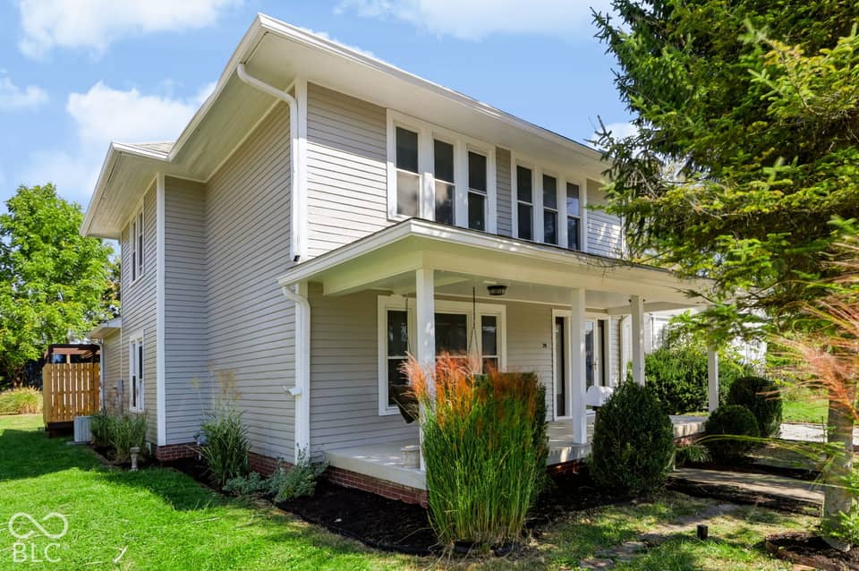 26 W Vermont Street, Brownsburg, IN 46112, photo 1 of 59